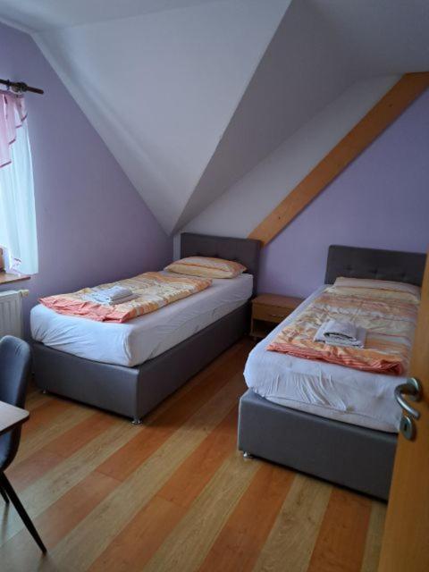 פטוי Guest House Pri Treh Lipah מראה חיצוני תמונה